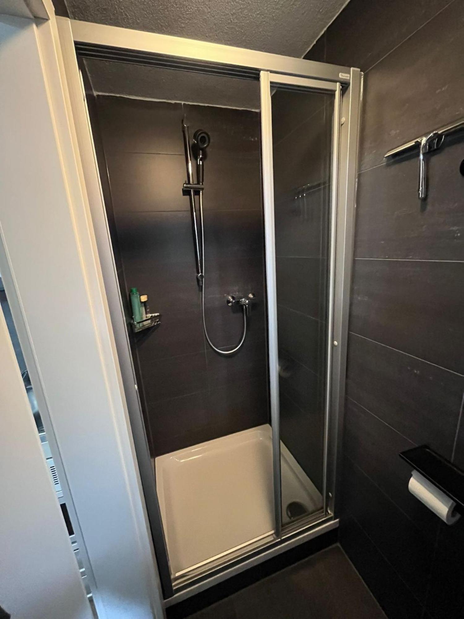 Tiny House Black Pearl Tettnang Exterior photo